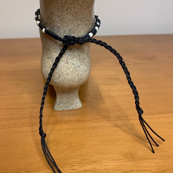 Handmade Cowrie Shell Macrame Anklet w/ Toe Ring – Black - Picture 6 of 7